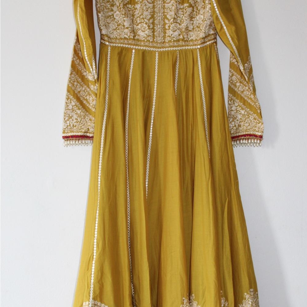 Hussain rehar luxury lawn